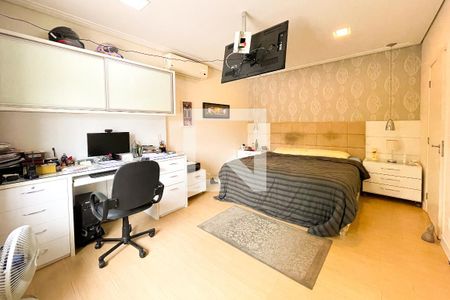 Casa para alugar com 520m², 5 quartos e 3 vagas Casa para alugar com 520m², 5 quartos e 3 vagasQuarto 1