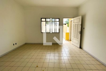 Casa para alugar com 520m², 5 quartos e 3 vagas Casa para alugar com 520m², 5 quartos e 3 vagasEdicula