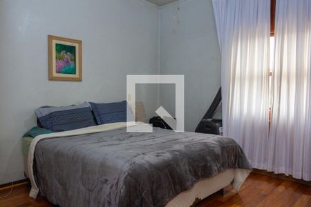 Casa à venda com 332m², 4 quartos e 3 vagasQuarto