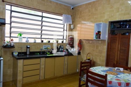 Casa à venda com 332m², 4 quartos e 3 vagasCozinha