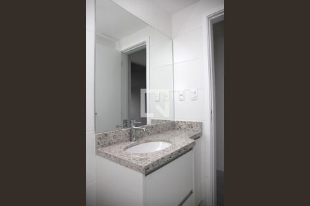 Apartamento à venda com 83m², 2 quartos e 1 vagaBanheiro Quarto 2 Suíte