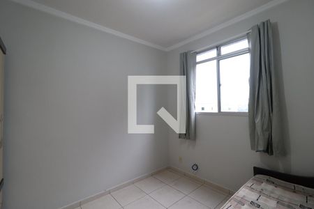 Quarto 1 de apartamento para alugar com 2 quartos, 45m² em Gávea, Uberlândia