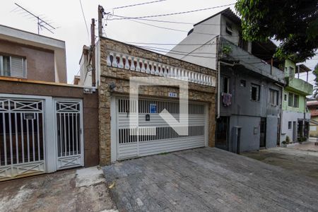 Casa à venda com 160m², 3 quartos e 2 vagasFachada