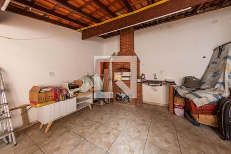 Casa à venda com 160m², 3 quartos e 2 vagasQuintal