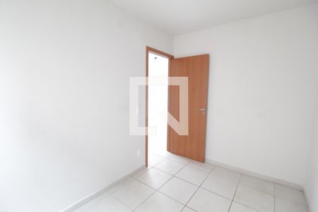 Quarto 1 de apartamento para alugar com 2 quartos, 48m² em Morumbi, Uberlândia