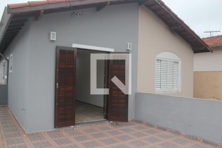 Casa à venda com 170m², 3 quartos e 2 vagasSacada
