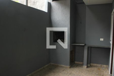 Casa à venda com 170m², 3 quartos e 2 vagasQuintal/Churrasqueira