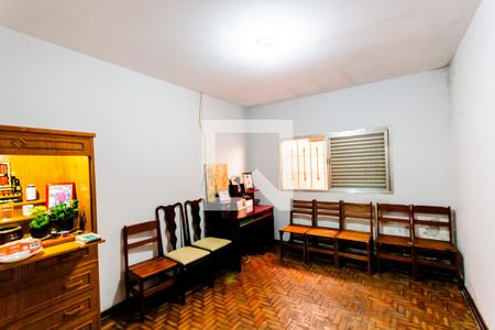 Casa à venda com 300m², 3 quartos e 4 vagasSala 2