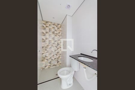 Apartamento à venda com 35m², 2 quartos e sem vaga Apartamento à venda com 35m², 2 quartos e sem vagaBanheiro