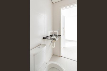 Apartamento à venda com 35m², 2 quartos e sem vaga Apartamento à venda com 35m², 2 quartos e sem vagaBanheiro