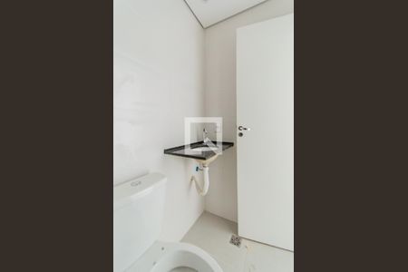 Apartamento à venda com 37m², 2 quartos e sem vaga Apartamento à venda com 37m², 2 quartos e sem vagaBanheiro