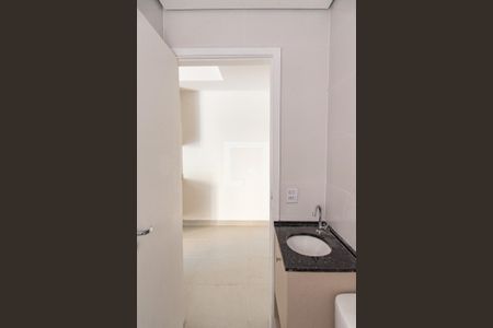 Apartamento à venda com 33m², 2 quartos e sem vagaBanheiro