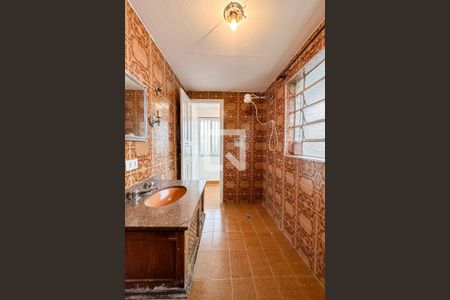 Casa à venda com 480m², 5 quartos e 5 vagas Casa à venda com 480m², 5 quartos e 5 vagasBanheiro 1