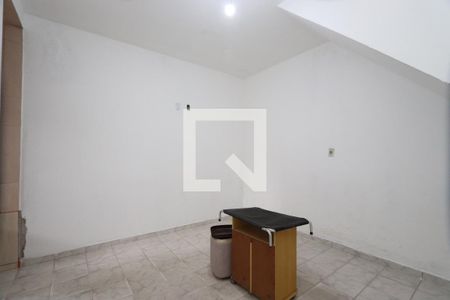 Casa à venda com 250m², 4 quartos e 1 vaga Casa à venda com 250m², 4 quartos e 1 vagaEdicula