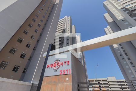 Apartamento à venda com 47m², 2 quartos e 1 vaga Apartamento à venda com 47m², 2 quartos e 1 vagaFachada