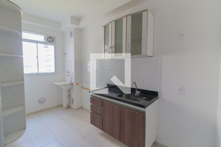 Apartamento à venda com 47m², 2 quartos e 1 vaga Apartamento à venda com 47m², 2 quartos e 1 vagaCozinha e Área de Serviço