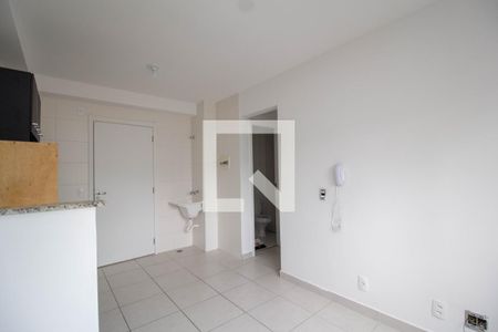 Sala/Cozinha de apartamento para alugar com 2 quartos, 33m² em Jaraguá, São Paulo