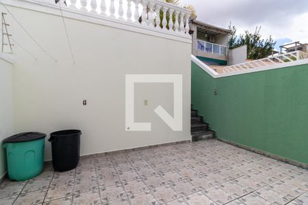 Casa à venda com 200m², 3 quartos e 4 vagasQuintal