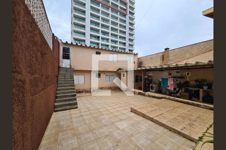 Casa à venda com 350m², 5 quartos e 3 vagas Casa à venda com 350m², 5 quartos e 3 vagasQuintal