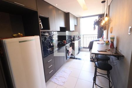 Sala/Cozinha de apartamento para alugar com 2 quartos, 39m² em Padroeira, Osasco