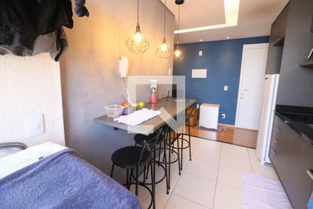 Sala/Cozinha de apartamento para alugar com 2 quartos, 39m² em Padroeira, Osasco