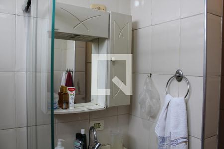 Casa à venda com 250m², 2 quartos e 2 vagasBanheiro da Suíte