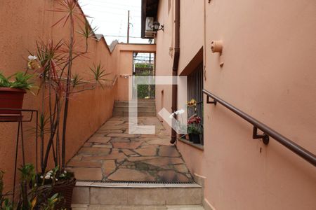 Casa à venda com 250m², 2 quartos e 2 vagasQuintal