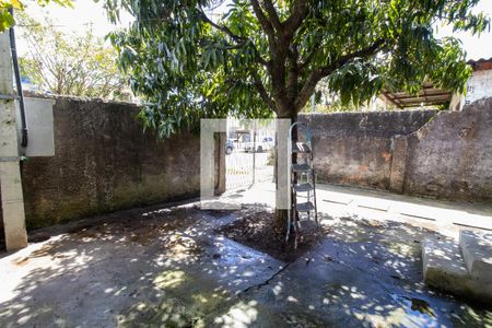 Casa à venda com 28m², 1 quarto e 1 vaga Casa à venda com 28m², 1 quarto e 1 vagaGaragem