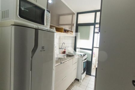 Apartamento à venda com 56m², 2 quartos e 1 vaga Apartamento à venda com 56m², 2 quartos e 1 vagaCozinha