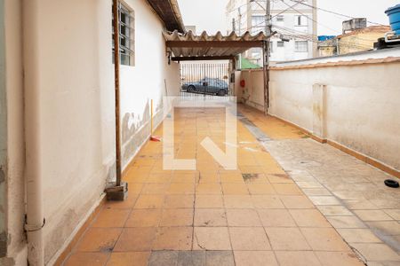 Casa à venda com 228m², 3 quartos e 5 vagas Casa à venda com 228m², 3 quartos e 5 vagasQuintal