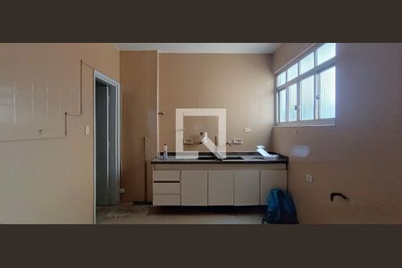 Apartamento para alugar com 150m², 3 quartos e sem vaga Apartamento para alugar com 150m², 3 quartos e sem vagaCozinha