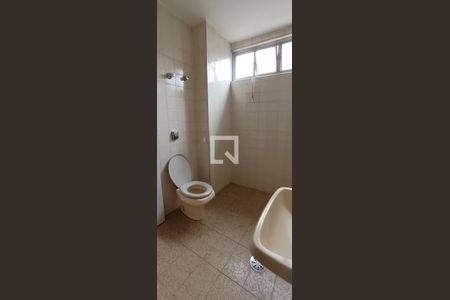 Apartamento para alugar com 150m², 3 quartos e sem vaga Apartamento para alugar com 150m², 3 quartos e sem vagaBanheiro 1