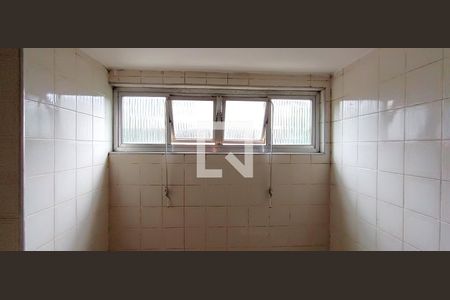 Apartamento para alugar com 150m², 3 quartos e sem vaga Apartamento para alugar com 150m², 3 quartos e sem vagaBanheiro 1
