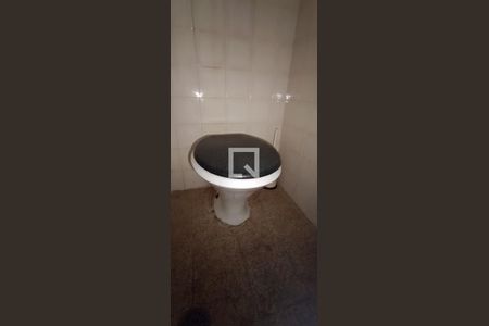 Apartamento para alugar com 150m², 3 quartos e sem vaga Apartamento para alugar com 150m², 3 quartos e sem vagaBanheiro de serviço