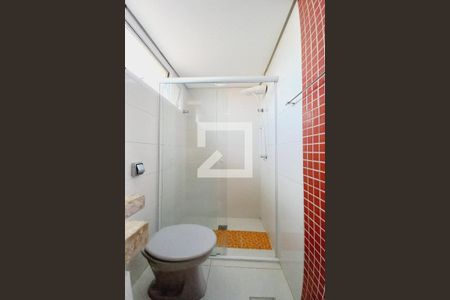 Banheiro de apartamento para alugar com 1 quarto, 50m² em Cambuí, Campinas