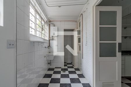 Apartamento à venda com 94m², 2 quartos e 2 vagasÁrea de serviço