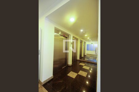 Apartamento à venda com 40m², 1 quarto e 1 vaga Apartamento à venda com 40m², 1 quarto e 1 vagaHall Social