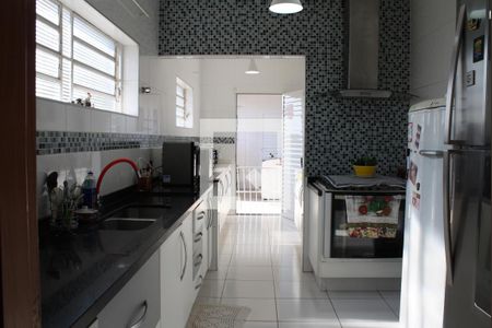 Casa à venda com 337m², 3 quartos e 5 vagasCozinha