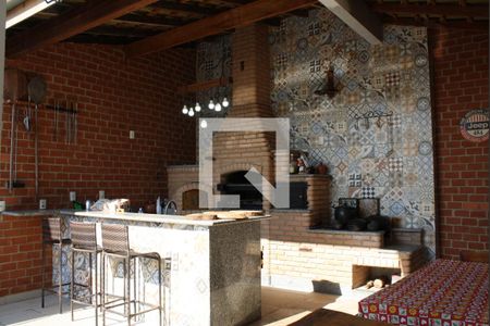 Casa à venda com 337m², 3 quartos e 5 vagasÁrea gourmet e quintal