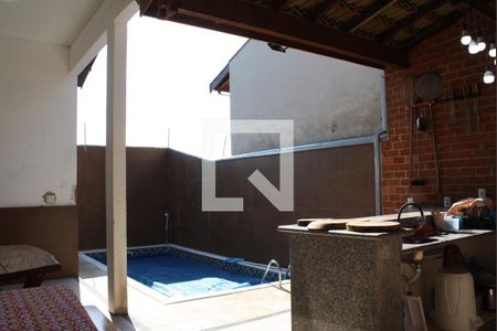 Casa à venda com 337m², 3 quartos e 5 vagasÁrea gourmet e quintal