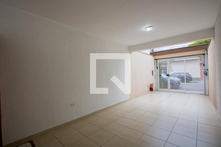 Casa à venda com 143m², 2 quartos e 3 vagas Casa à venda com 143m², 2 quartos e 3 vagasGaragem