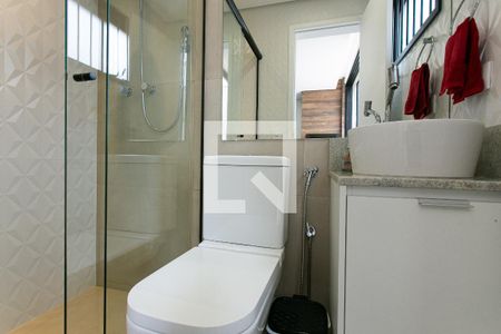 Casa à venda com 320m², 5 quartos e 5 vagasBanheiro Social 2