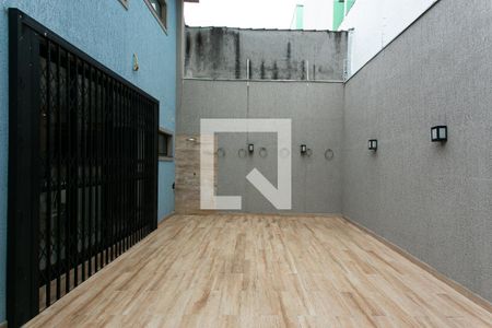 Casa à venda com 320m², 5 quartos e 5 vagasQuintal