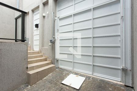 Casa à venda com 320m², 5 quartos e 5 vagasEntrada