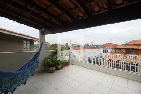 Varanda de casa para alugar com 3 quartos, 157m² em Jardim Cristal, São Paulo
