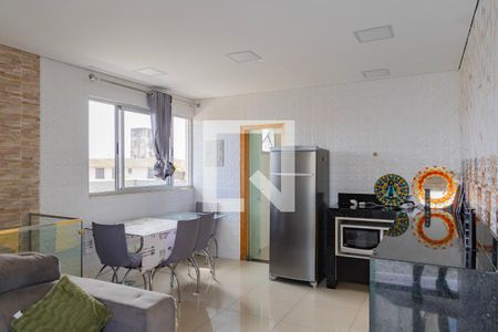 Apartamento à venda com 160m², 3 quartos e 1 vaga Apartamento à venda com 160m², 3 quartos e 1 vagaCobertura