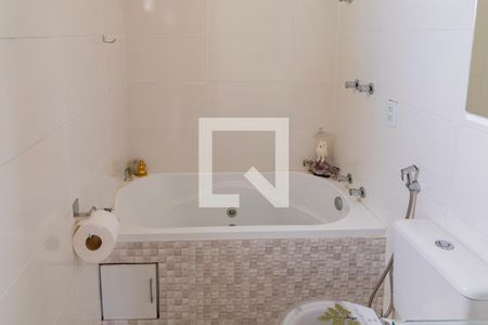 Apartamento à venda com 160m², 3 quartos e 1 vaga Apartamento à venda com 160m², 3 quartos e 1 vagaCobertura - Banheiro