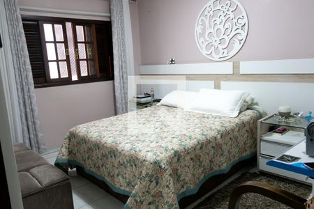 Casa à venda com 215m², 3 quartos e 3 vagasQuarto 1