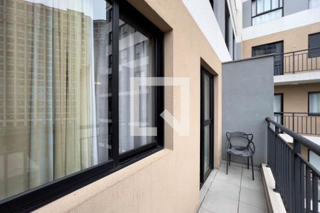 Studio à venda com 25m², 1 quarto e sem vaga Studio à venda com 25m², 1 quarto e sem vagaVaranda