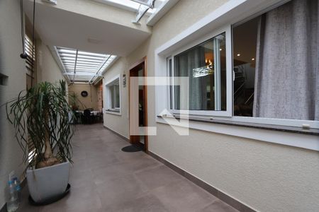 Casa à venda com 150m², 3 quartos e 4 vagas Casa à venda com 150m², 3 quartos e 4 vagasGaragem